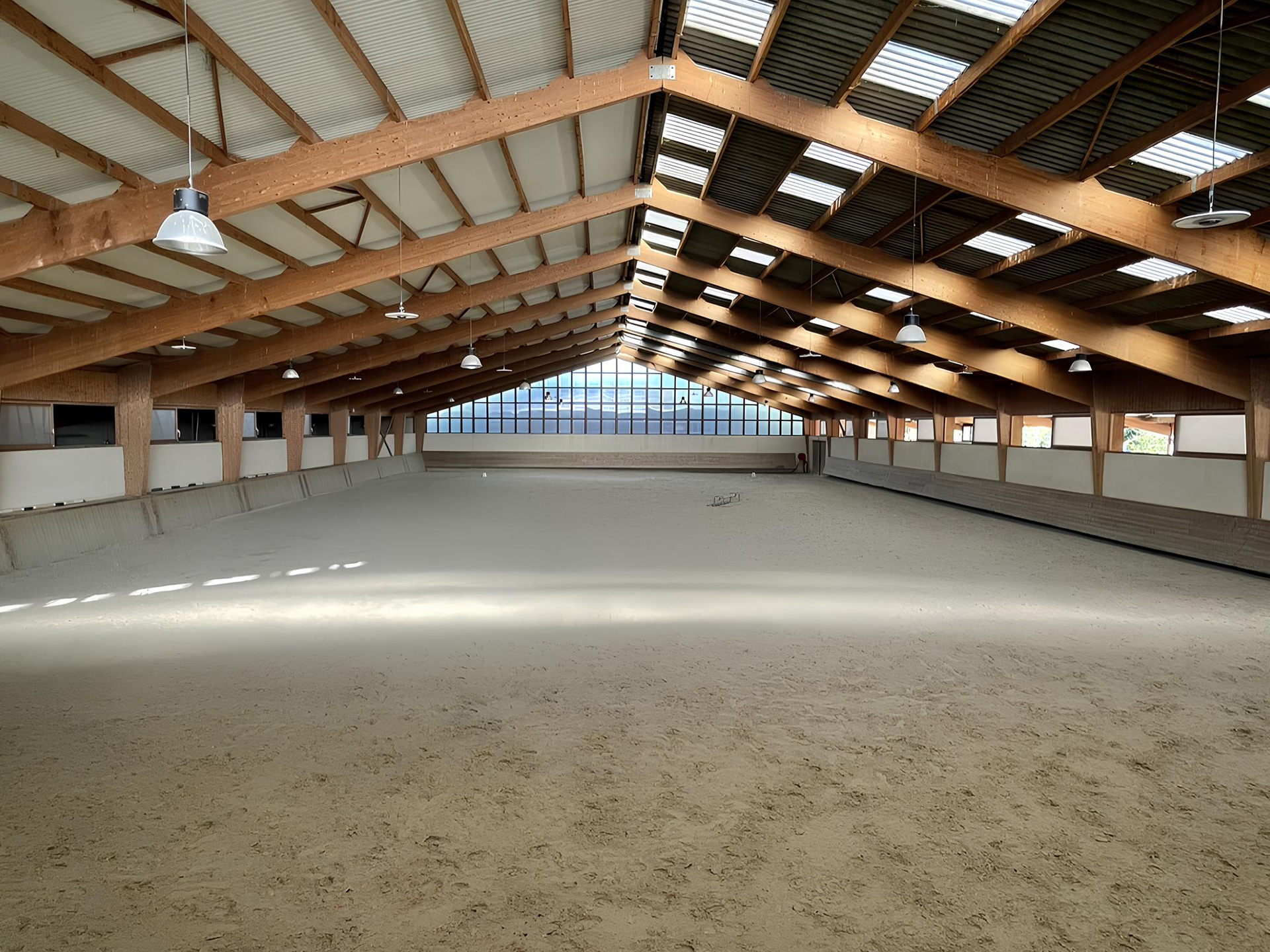 Club house vue manège - Organisation d'un évènement - Haras de Castellane