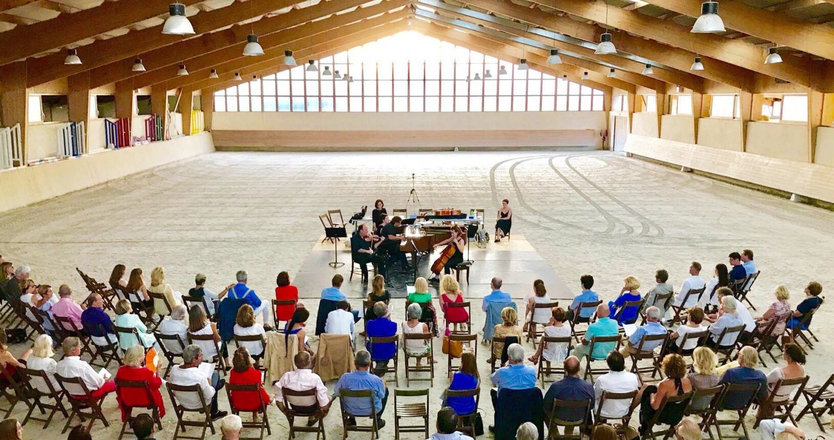 Concert au manège & au club house - Haras de Castellane